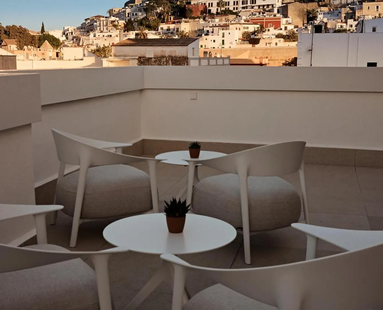 Oaks Ibiza Town Hotel